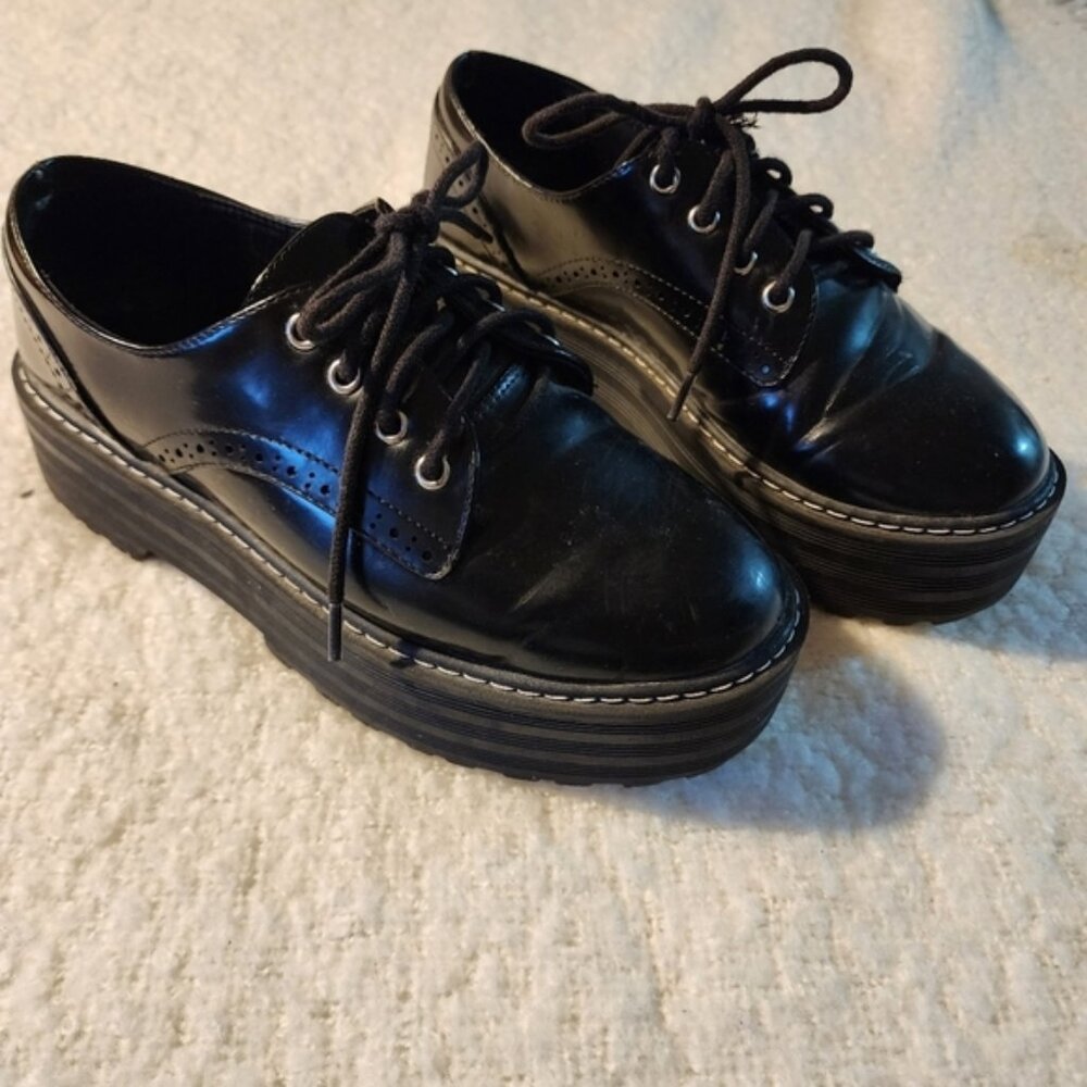 Divided oxford chunky platform British shoes lace up shoes color black